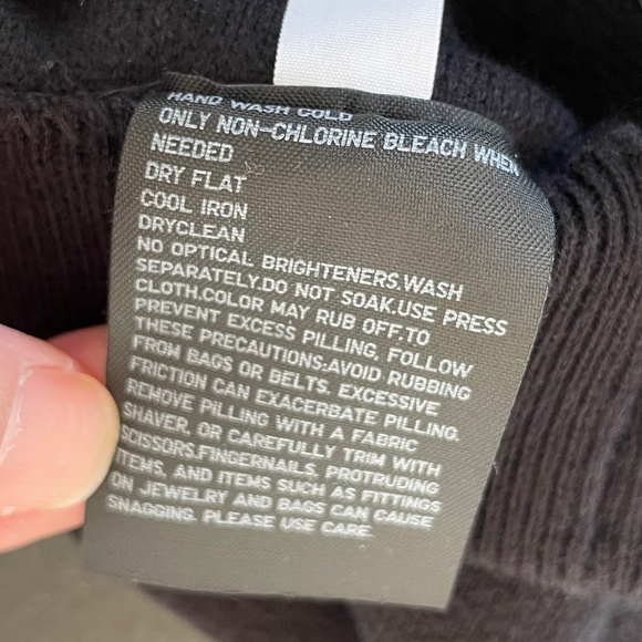 Uniqlo Smooth Cotton Blend Skirt - Picture 6 of 9